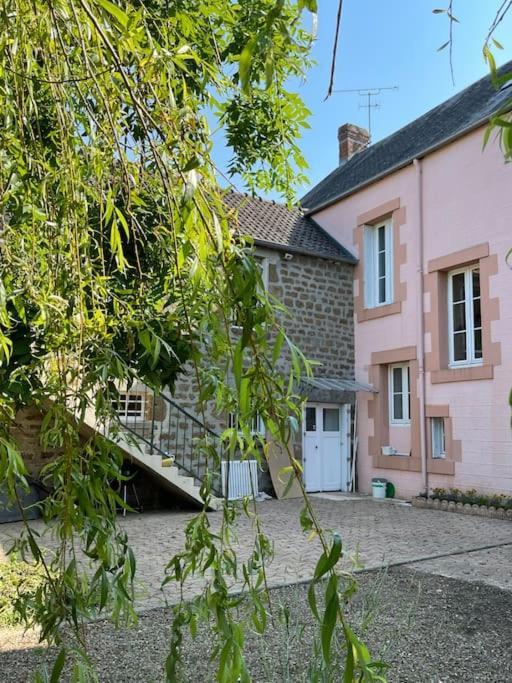 Les Maisons D'Aure: Le Studio Putanges Exterior photo